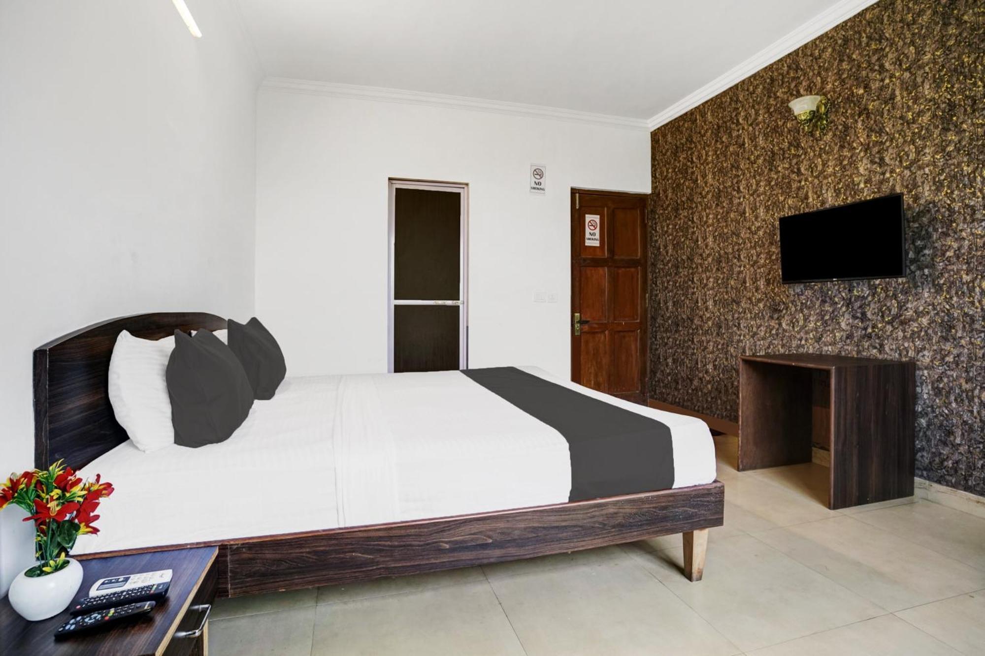 Super Hotel O Porvorim Sangolda Kültér fotó