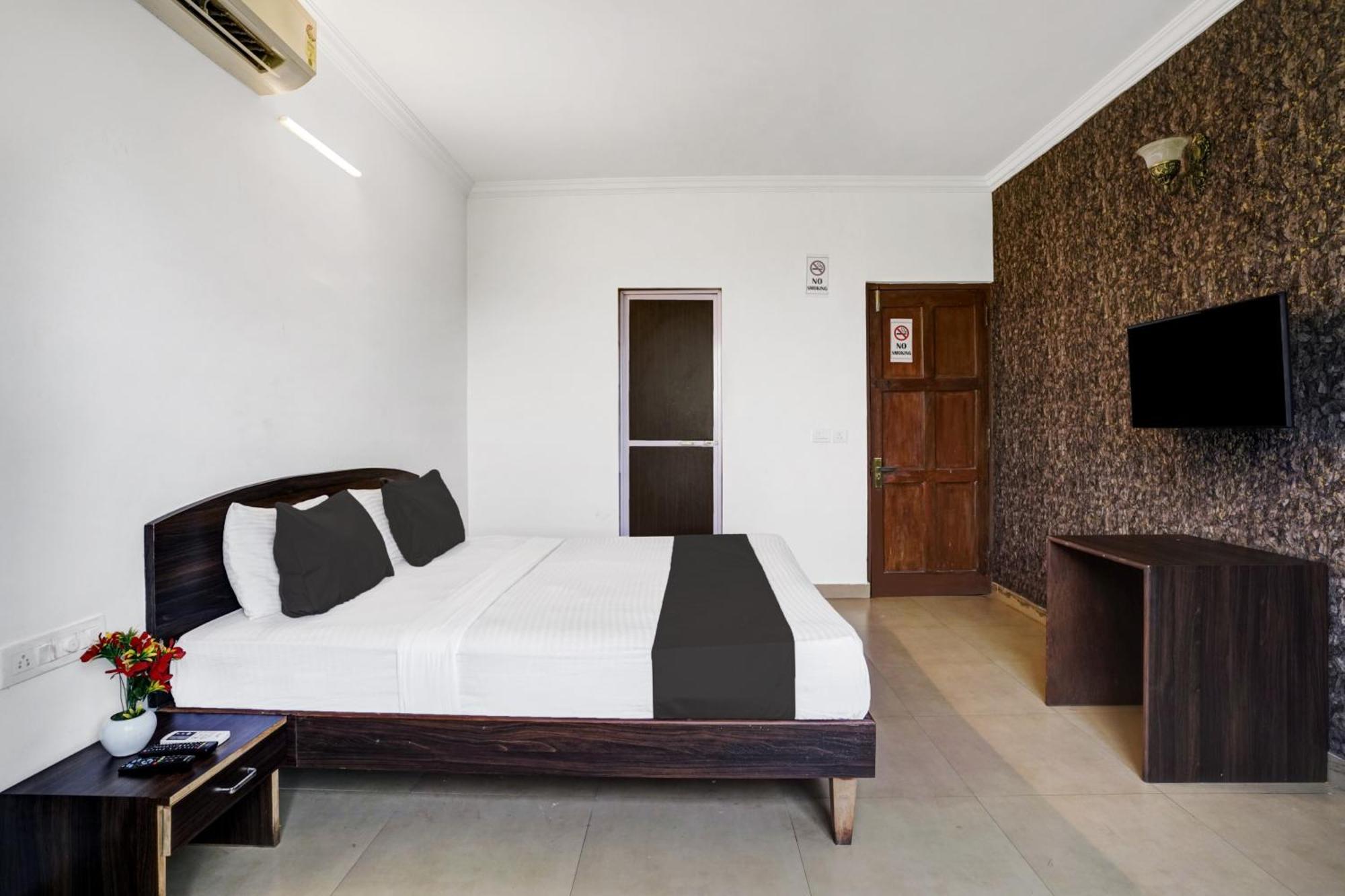 Super Hotel O Porvorim Sangolda Kültér fotó