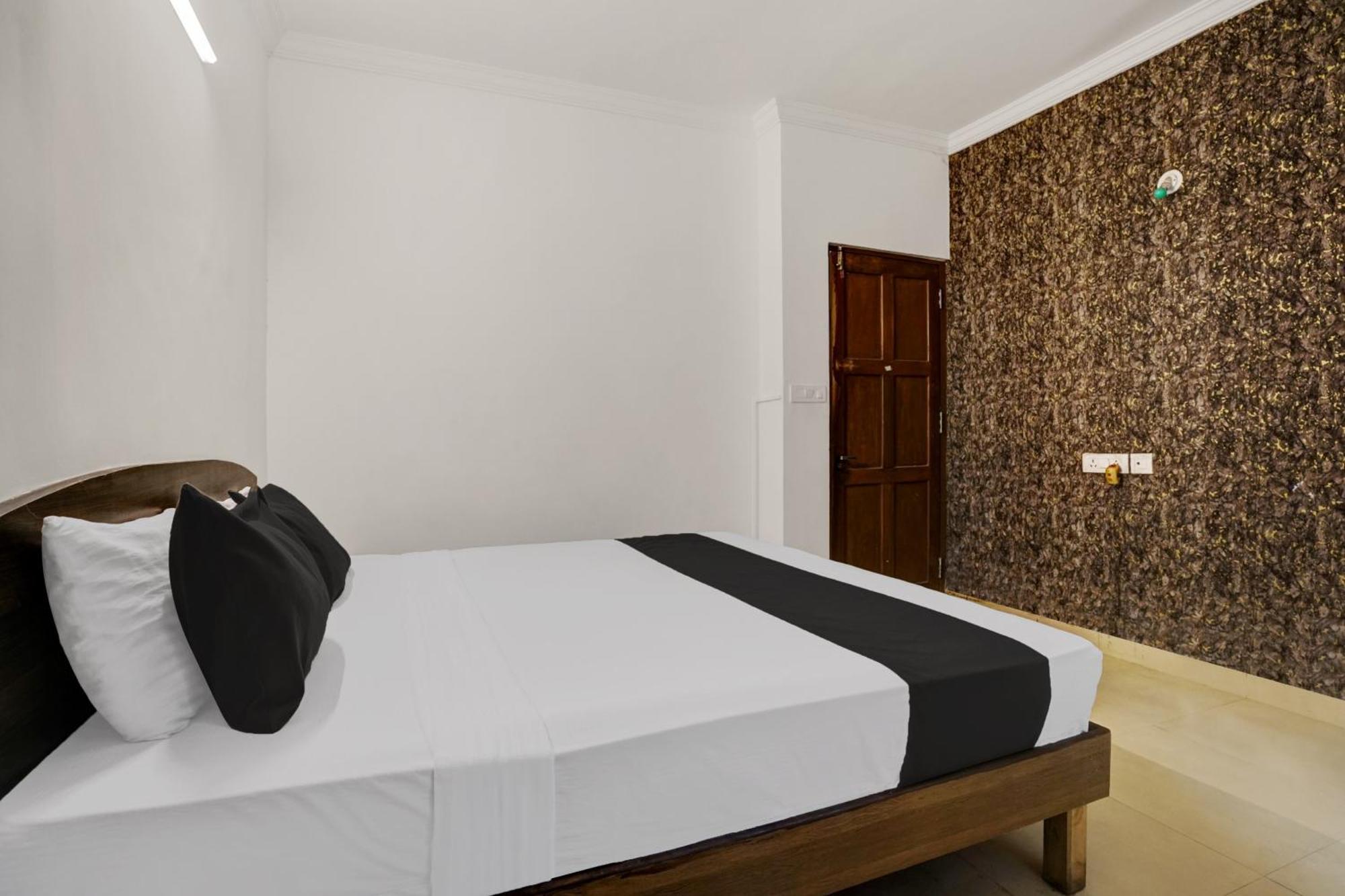 Super Hotel O Porvorim Sangolda Kültér fotó